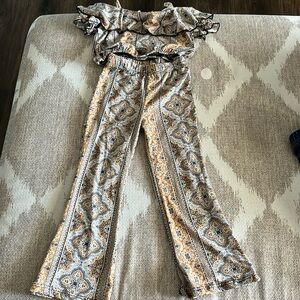 Fashion nova kids 2pc set